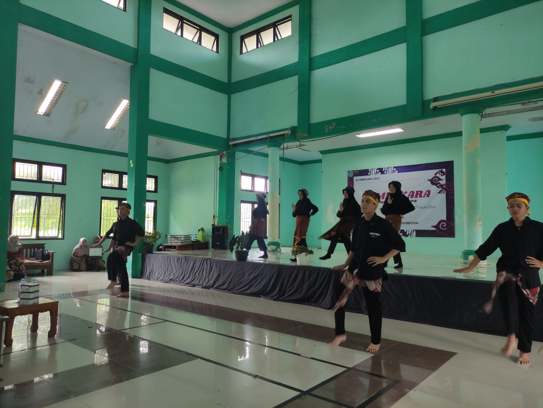 OSIS Selenggarakan Language Improvement Festival (LIF) untuk Tingkatkan Kemampuan Berbahasa